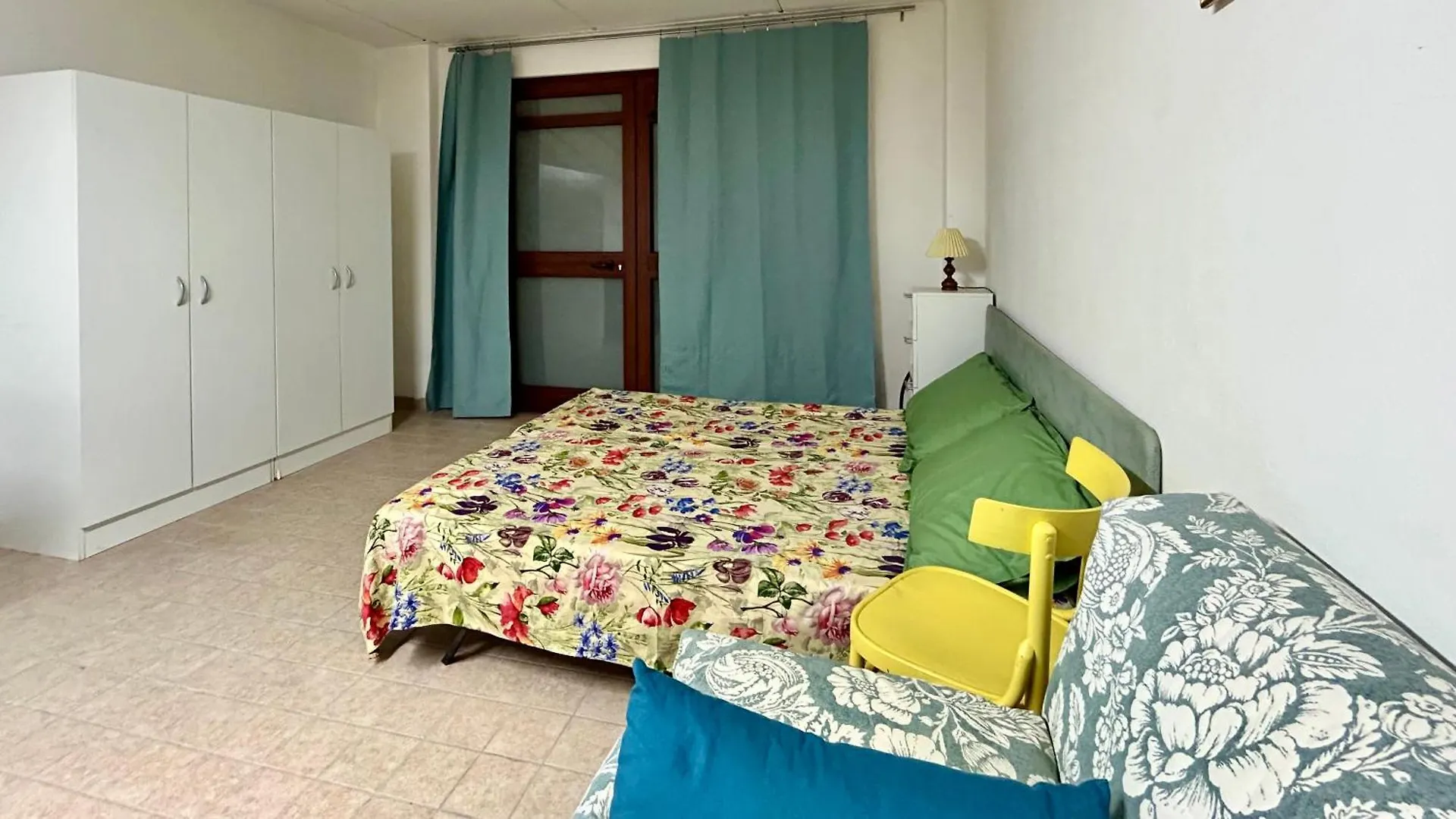 Urban Apartment 65 Alghero 0*,  Italy